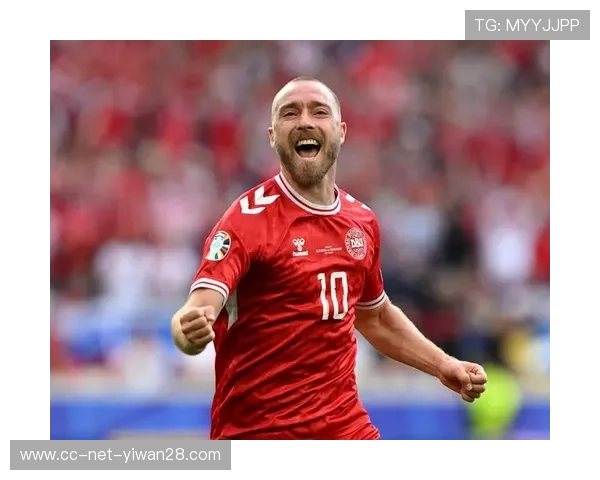 足球球星范闪耀绿茵场展现非凡实力引领球队走向辉煌